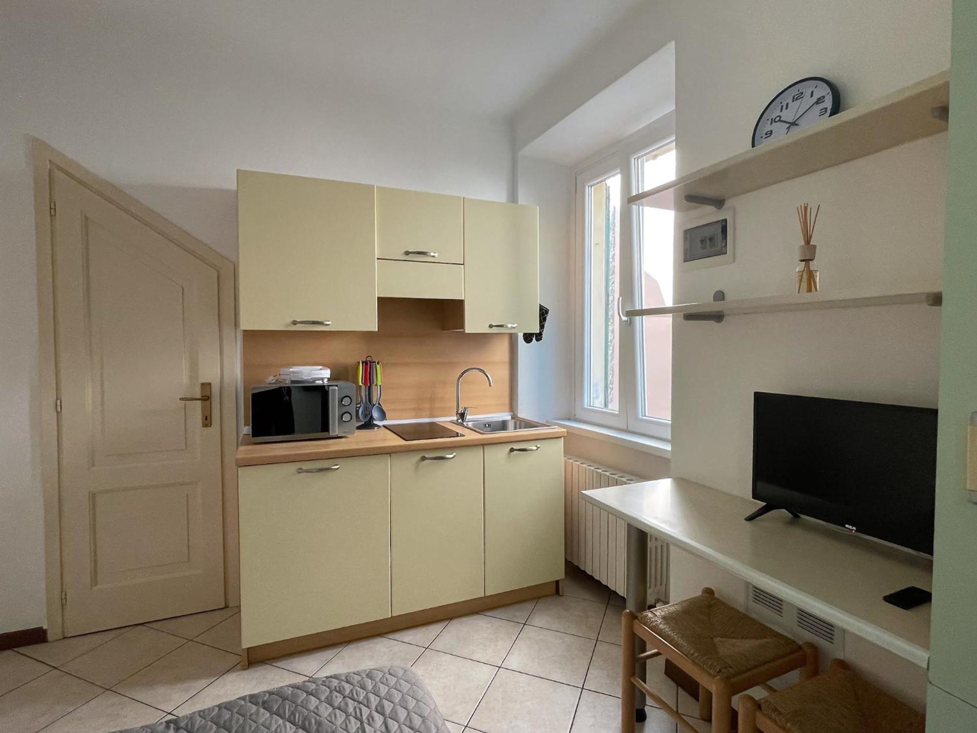 Roncati 7 Center Town Studio Apartments Bellagio Kültér fotó