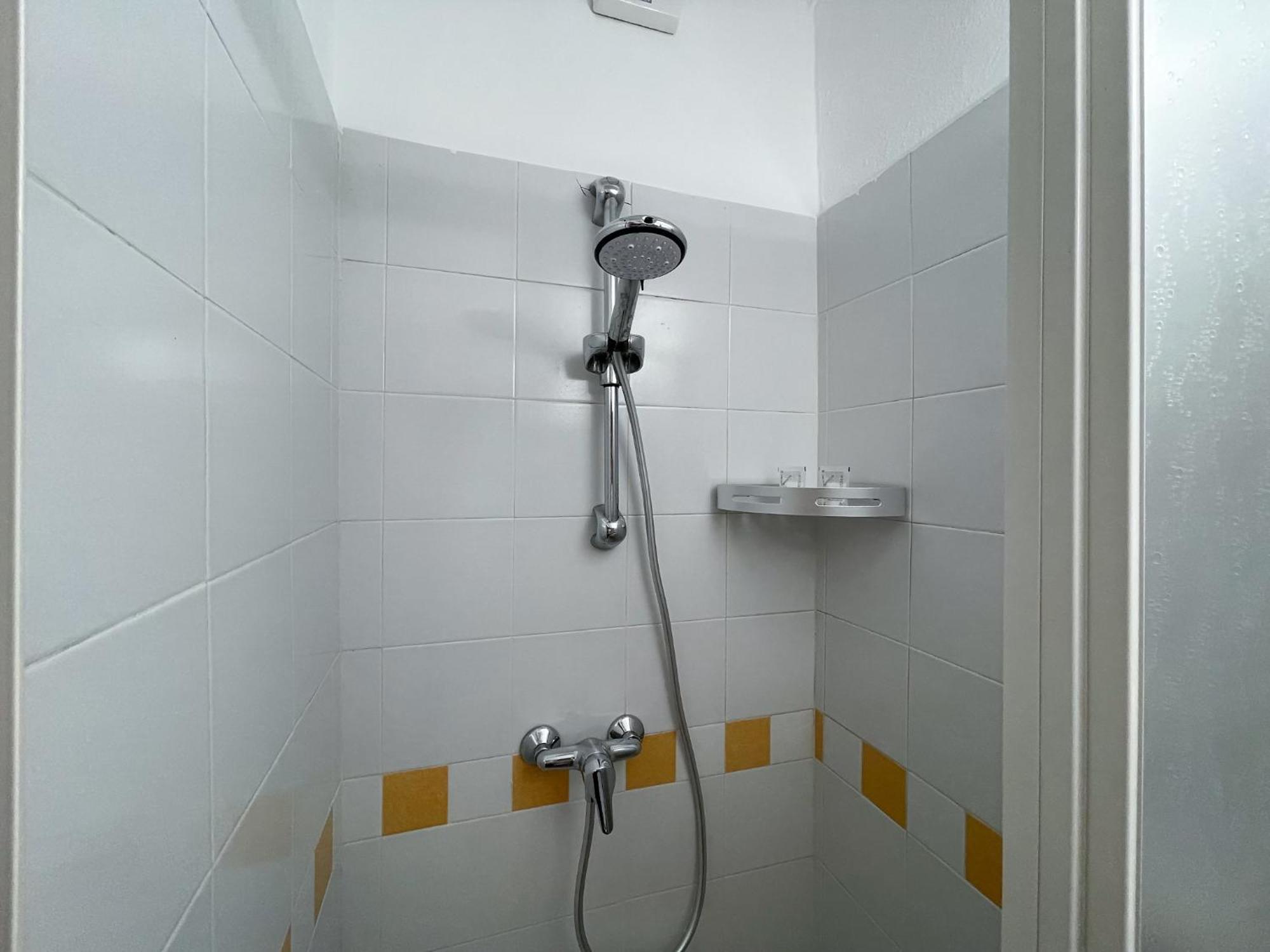 Roncati 7 Center Town Studio Apartments Bellagio Kültér fotó