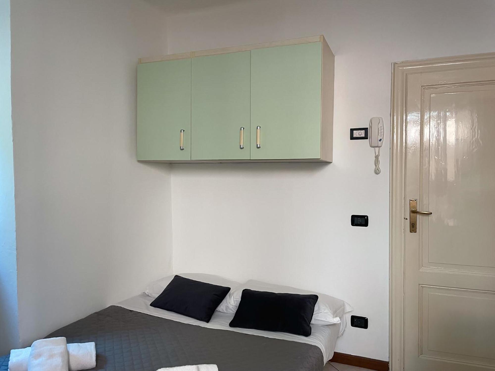 Roncati 7 Center Town Studio Apartments Bellagio Kültér fotó